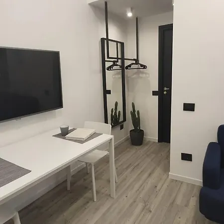 Joivy Heart Of The 1 Bed Near Castle Belvedere Genova