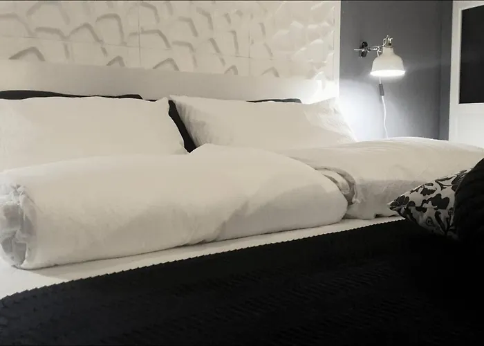 아파트 Joivy Heart Of The 1 Bed Near Castle Belvedere *